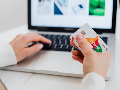 Platform fees and payout rules: what the 2026 changes mean for your income