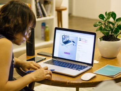 Build a freelance portfolio site in a weekend (that converts)